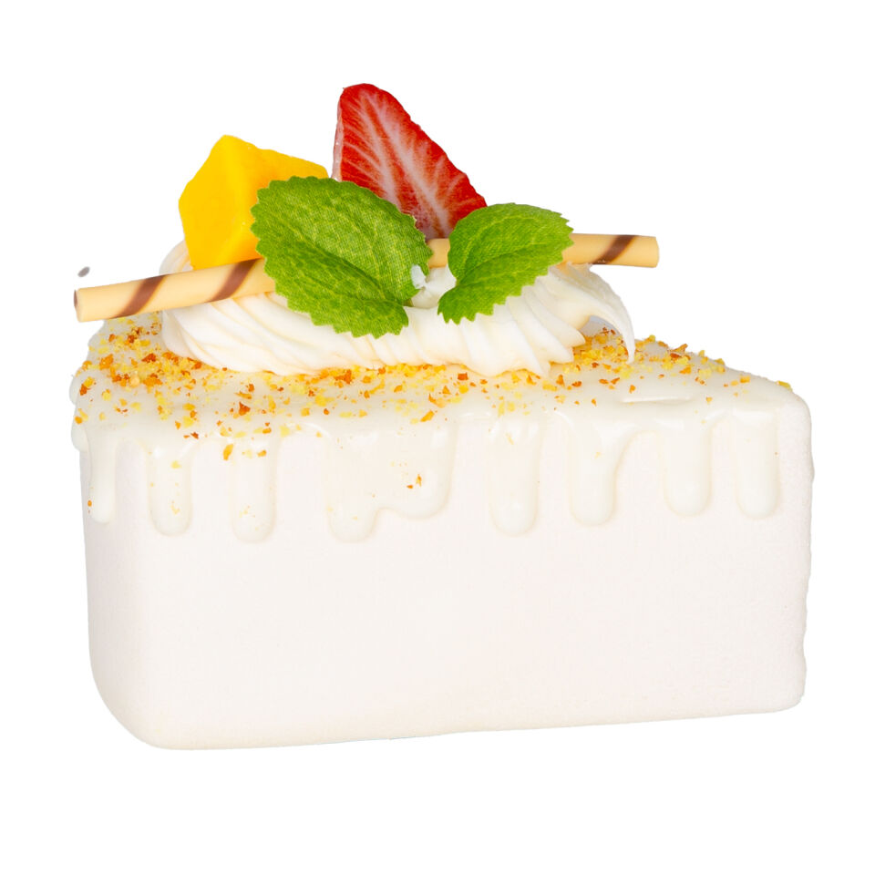 Yapay Üçgen Meyveli Pasta Magnetli Beyaz 7,5x8 Cm.